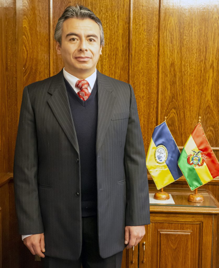 Dr. Américo Salgueiro Casso Secretario General Nacional a.i. UCB